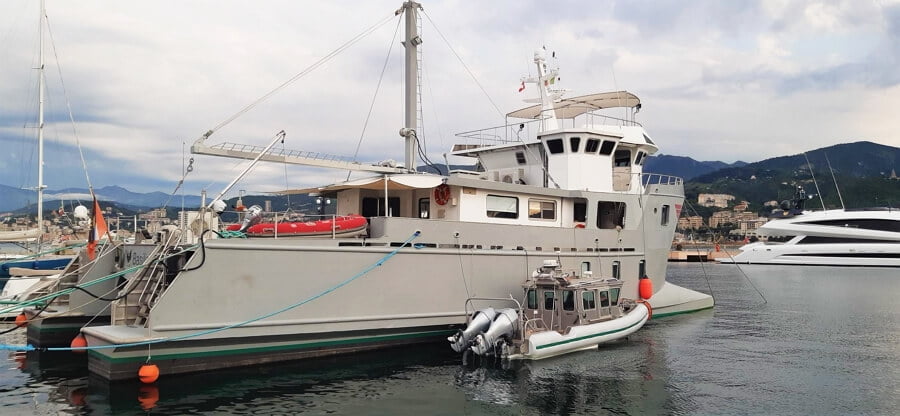 my basilik seychelles liveaboard holiday boat view 2